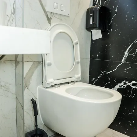 Sapphire By Dove Tirana